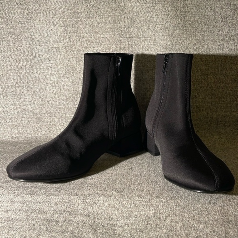 Jeffrey Campbell Katlyn Boot. NWT